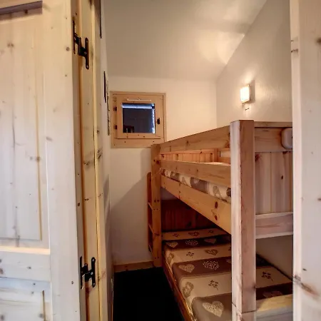 Apartment Beau 2p Renove 24m², Aux Pieds, Balcon, Parking, Animaux Admis - Fr-1-178-357