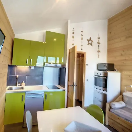 Beau 2p Renove 24m², Aux Pieds, Balcon, Parking, Animaux Admis - Fr-1-178-357 Apartment *
